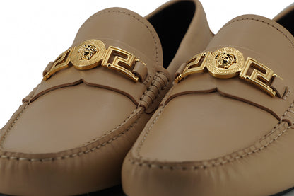 Exquisite Medusa Gold-Tone Leather Loafers