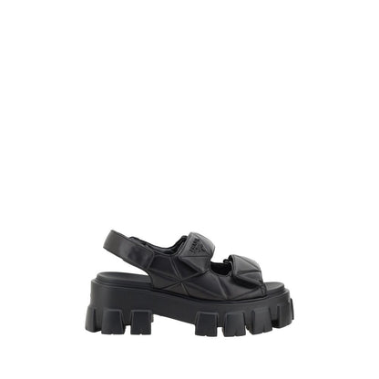 Sandals with lug sole